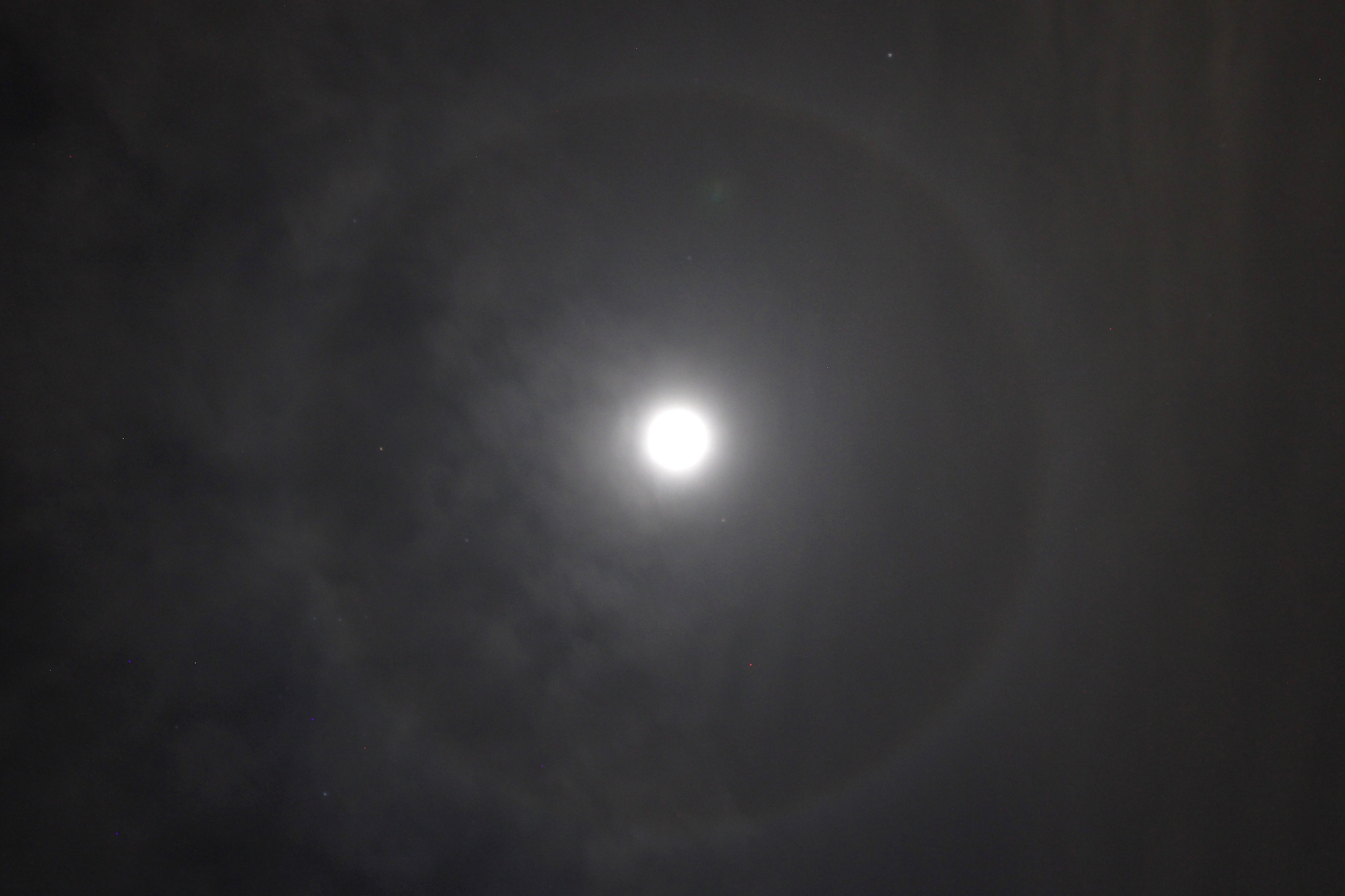 lunarhalo20190117